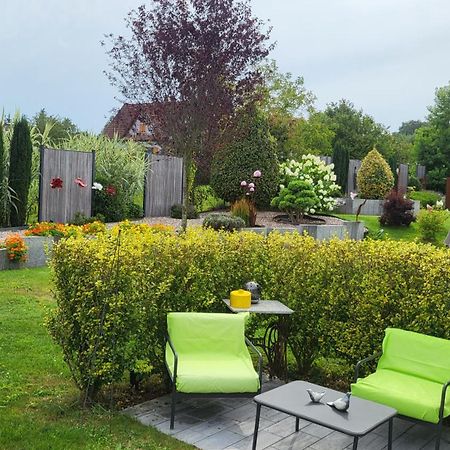 Le Jardin Des Pies Bed & Breakfast Manspach Exterior foto